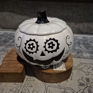 White Pumpkin Ceramic Jar